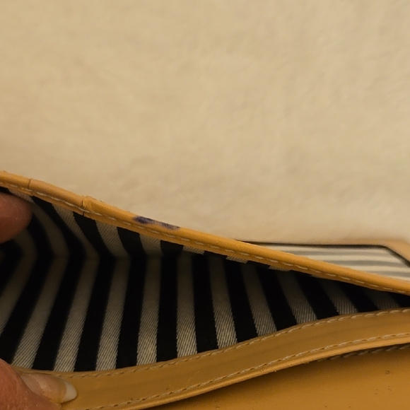 Kate Spade Black Wallet - Picture 11 of 15